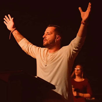 Pastor Sean Healey